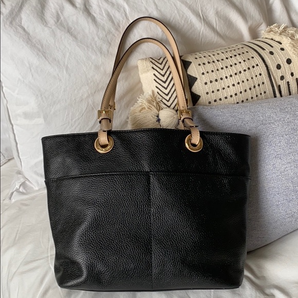 Michael Kors Medium Tote Bag - Picture 2 of 4